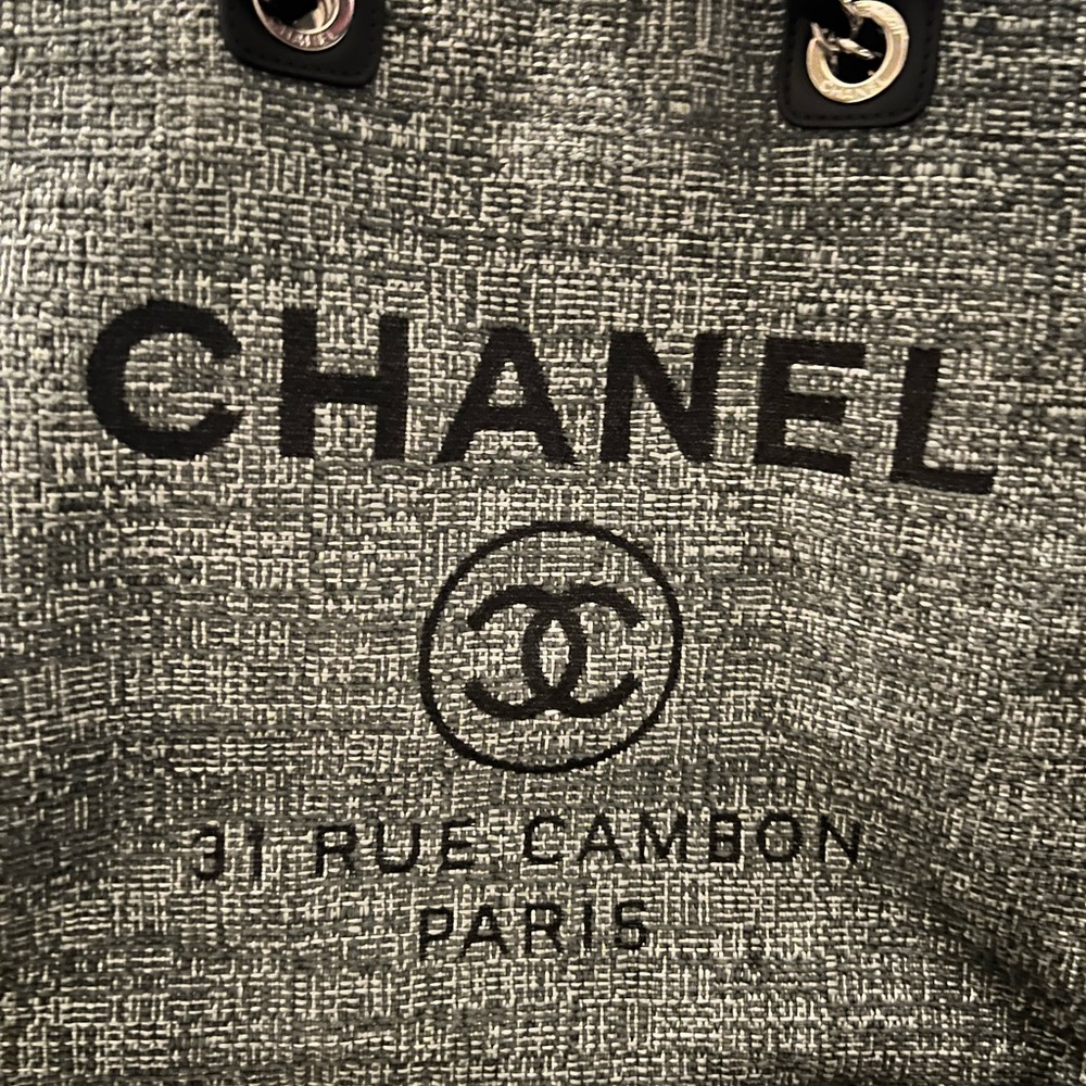 Chanel Deauville X-Large Dark Grey Tweed - Picture 2 of 15